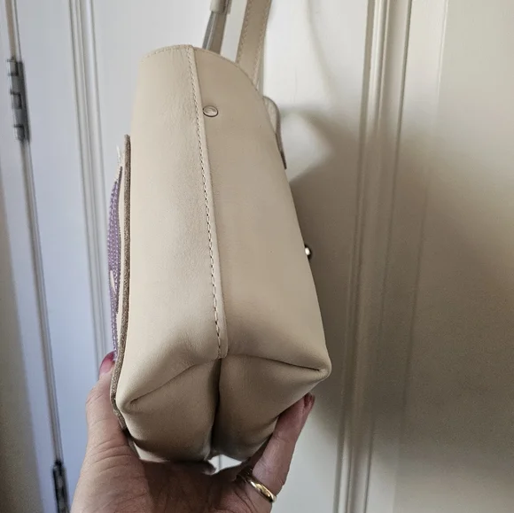 Portland Leather Bone Wildflower Mini Satchel/Crossbody🤎🤍🧡 - Picture 4 of 10